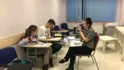 Центр иностранных языков Yes на Октябрьском проспекте изображение 20