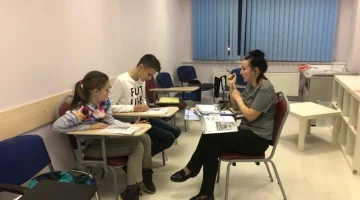 Центр иностранных языков Yes на Октябрьском проспекте изображение 20